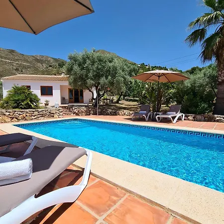 Casa-emilia-competa-traumhafte-lage-mit-privat-pool Cómpeta