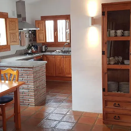 Casa-emilia-competa-traumhafte-lage-mit-privat-pool Competa